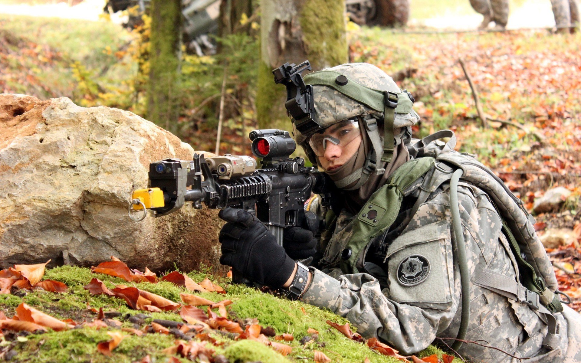 开云体育视频直播-詹姆斯三分命中率创赛季新高NBA季后赛，詹姆斯本赛季三分