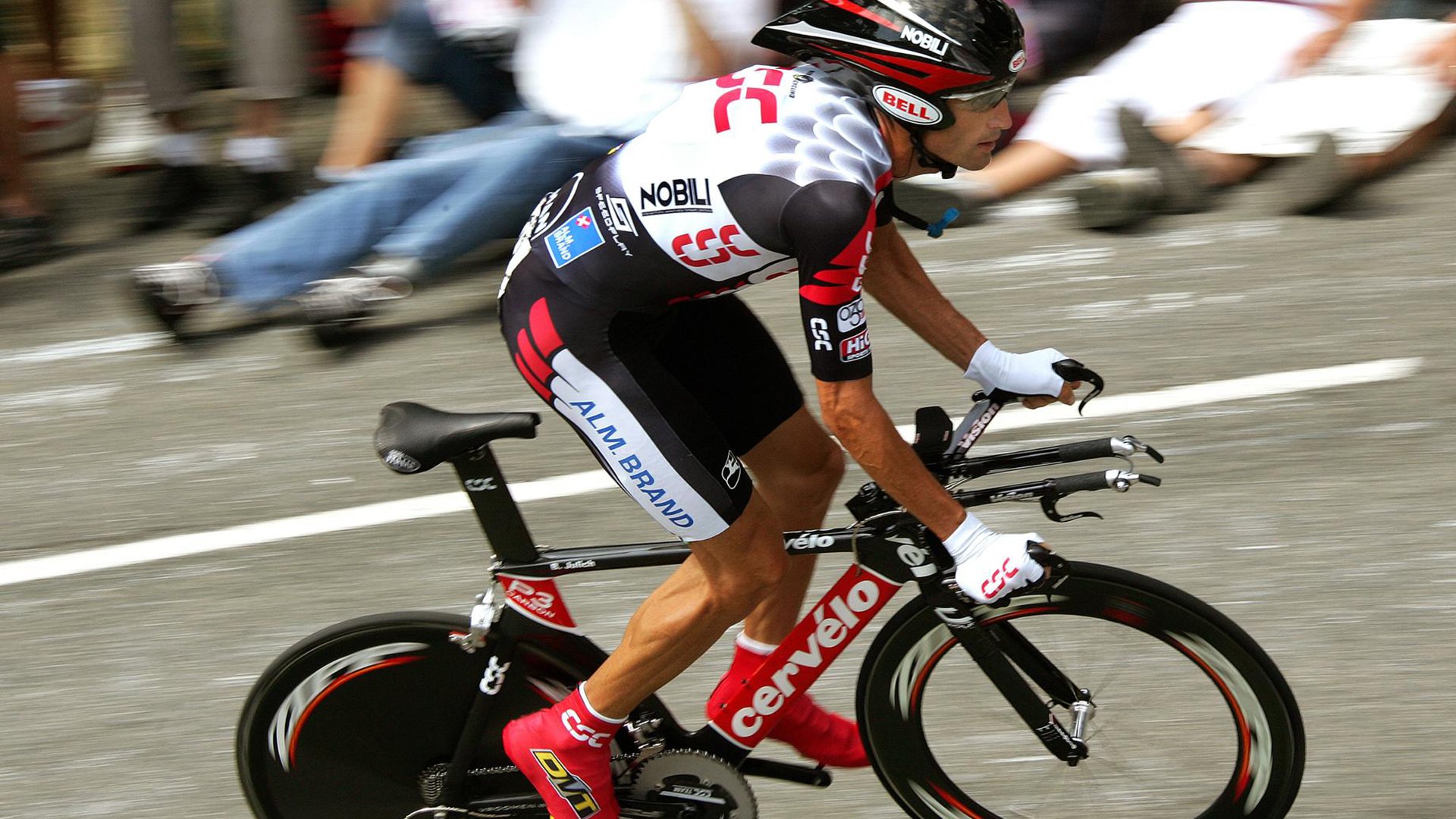 _低碳理念:可持续发展赛场的绿色创新_,绿色低碳 可持续发展